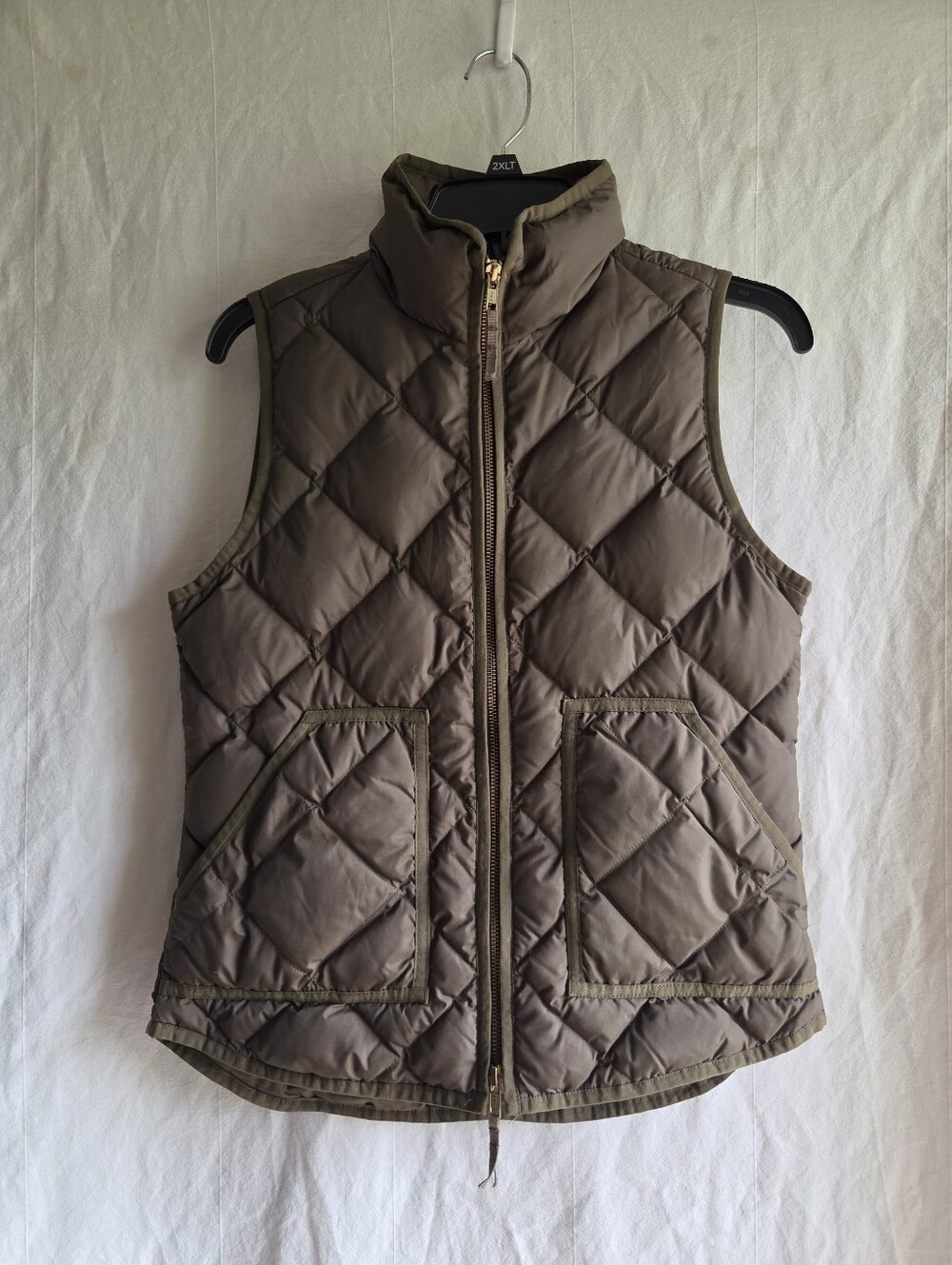 J.Crew Vest Womens XS Green Quilted Puffer Jacket Zip Down Pockets Lined Cozy